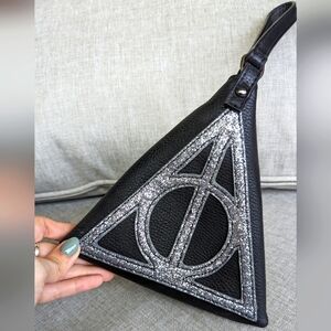 EUC Danielle Nicole Deathly Hallows Clutch Handbag -Universal Studios Exclusive